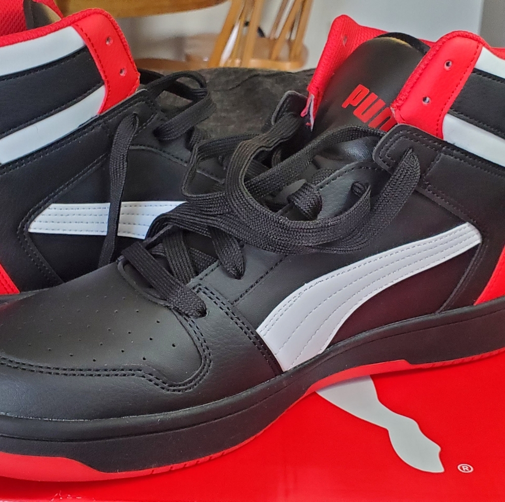 Mens Puma Layup size 12